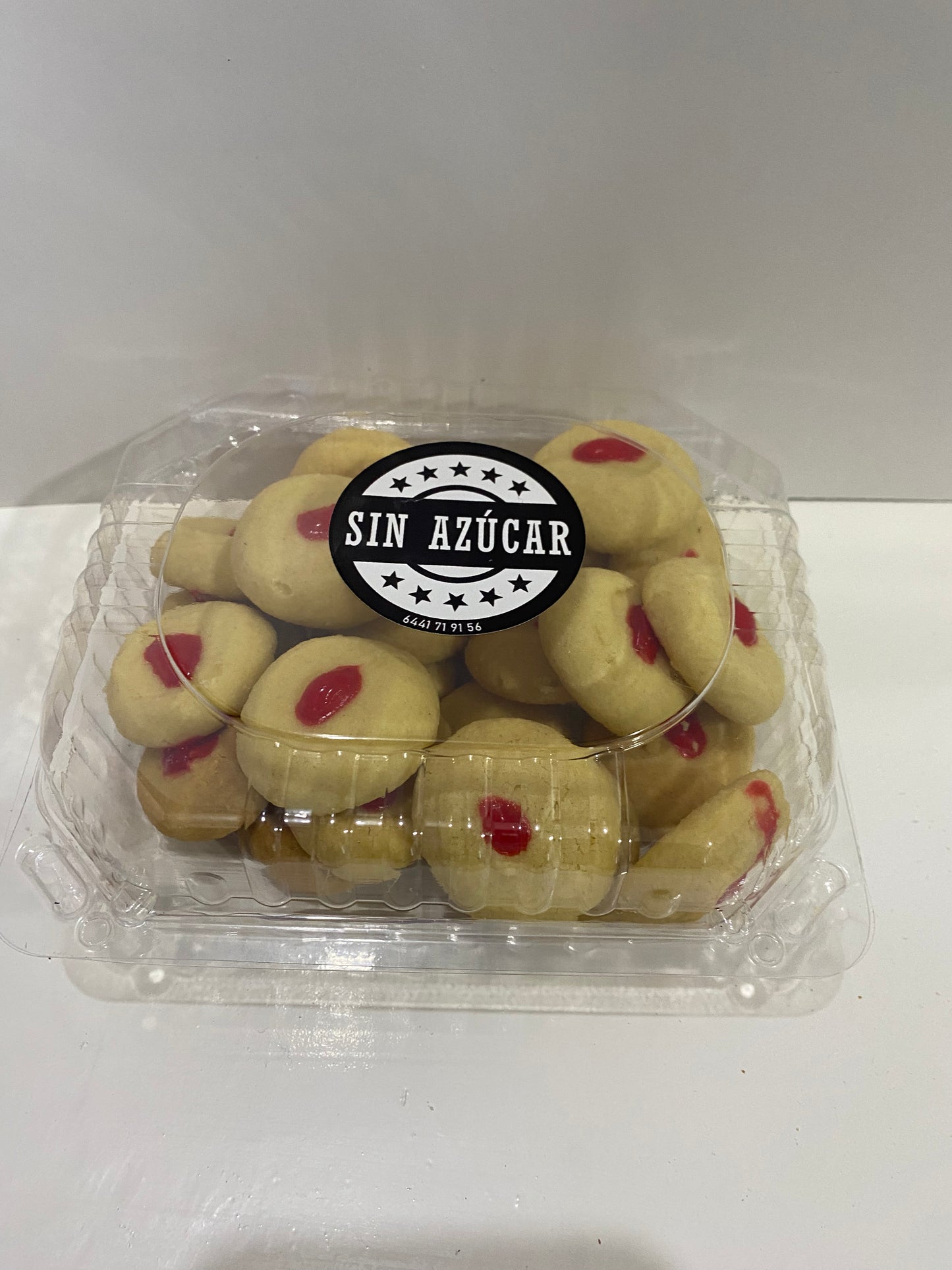 CAJA DE GALLETAS CON CENTRO DE MERMELADA - 1 KG